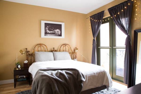 Теплая спальня «Kris» в стиле ретро - фото