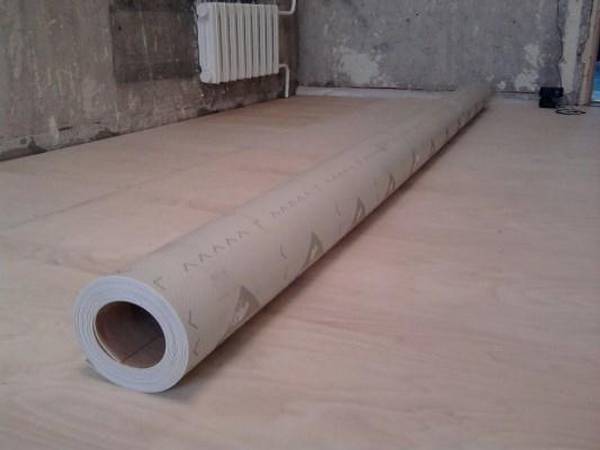 Правила укладки: как положить линолеум на бетонный пол - фото