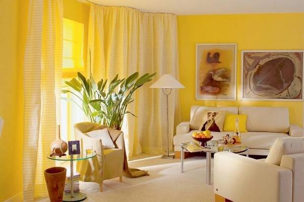 Проектирование зала в желтом цвете: 9 вариантов сочетаний - фото
