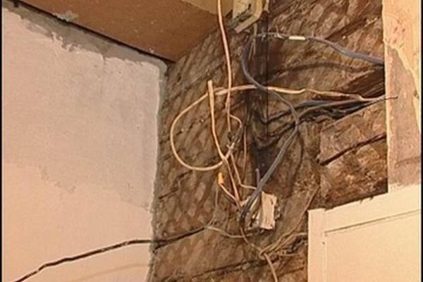 Нюансы замены электропроводки в квартире своими руками с фото